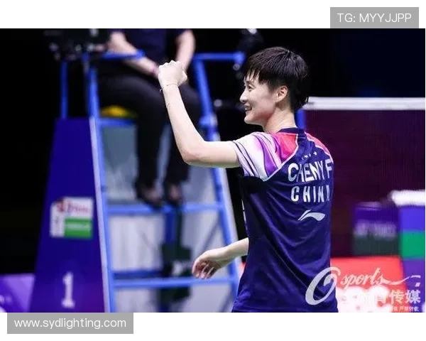 杭州羽毛球队与广州羽毛球队赛后复盘分析灵活性表现与战术对比 杭州羽毛球队与广州羽毛球队赛后复盘分析灵活性表现与战术对比