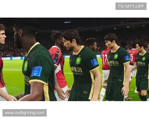 路人偶遇足球明星惊喜瞬间感动全场引发热议视频合集